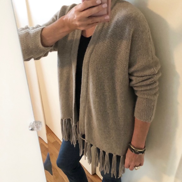 360 Cashmere Sweaters - 🎉HP🎉 360 Cashmere Open Front Fringed Cardigan